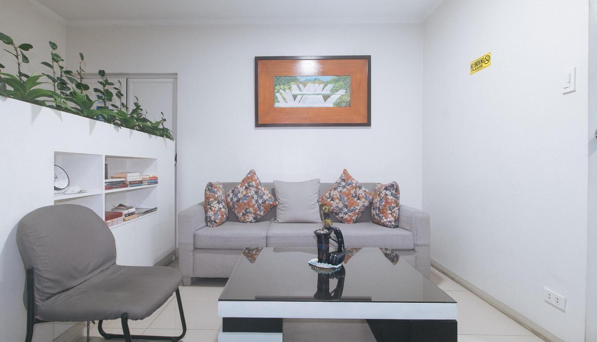 Urbanview At Evangelista Street Makati 마카티 외부 사진
