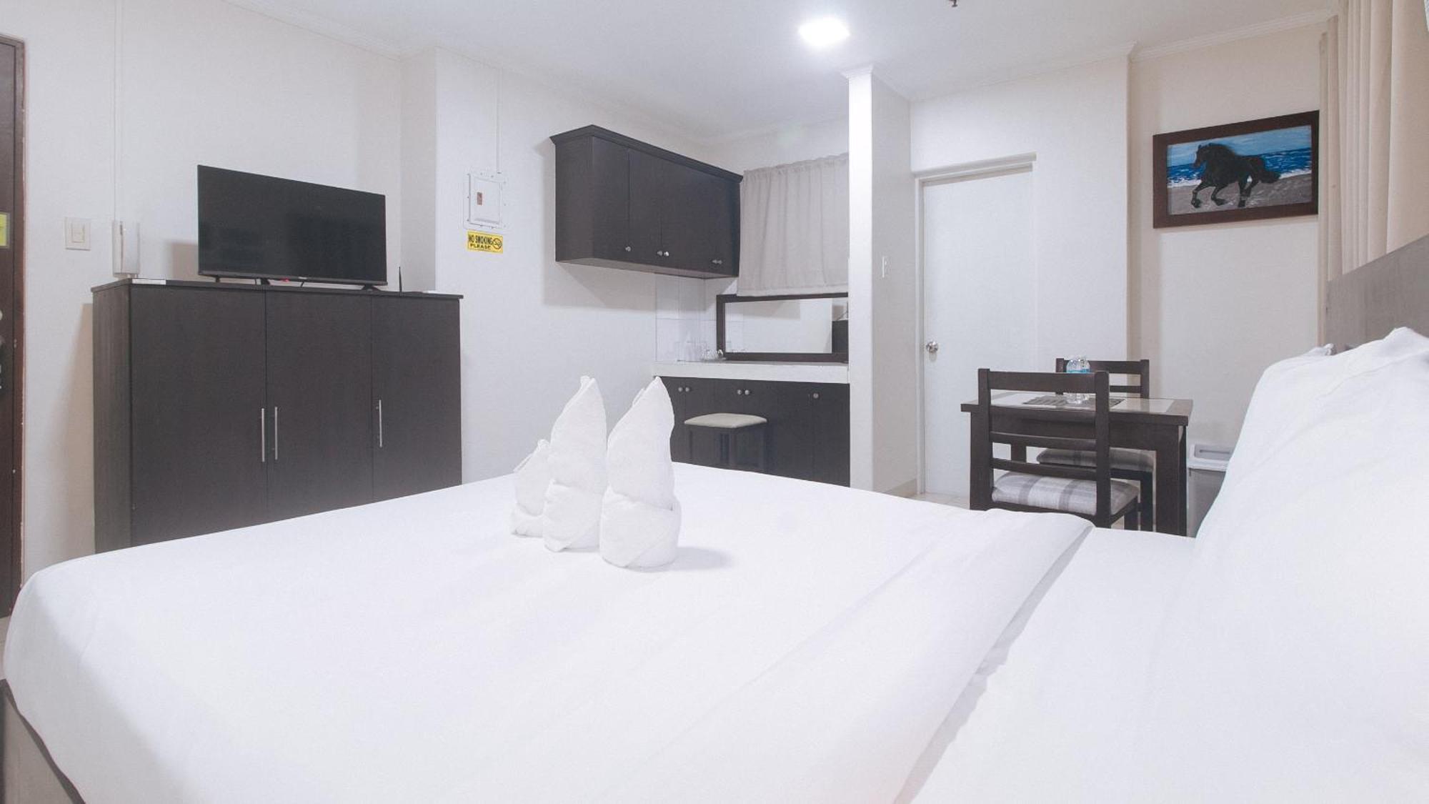 Urbanview At Evangelista Street Makati 마카티 외부 사진