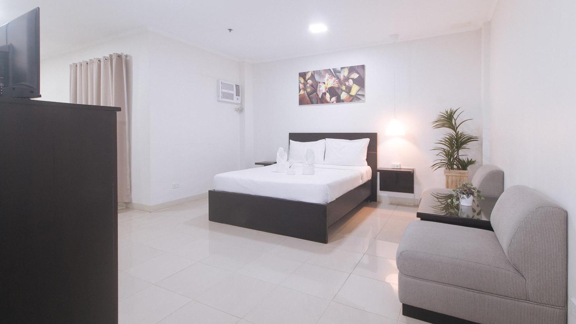 Urbanview At Evangelista Street Makati 마카티 외부 사진