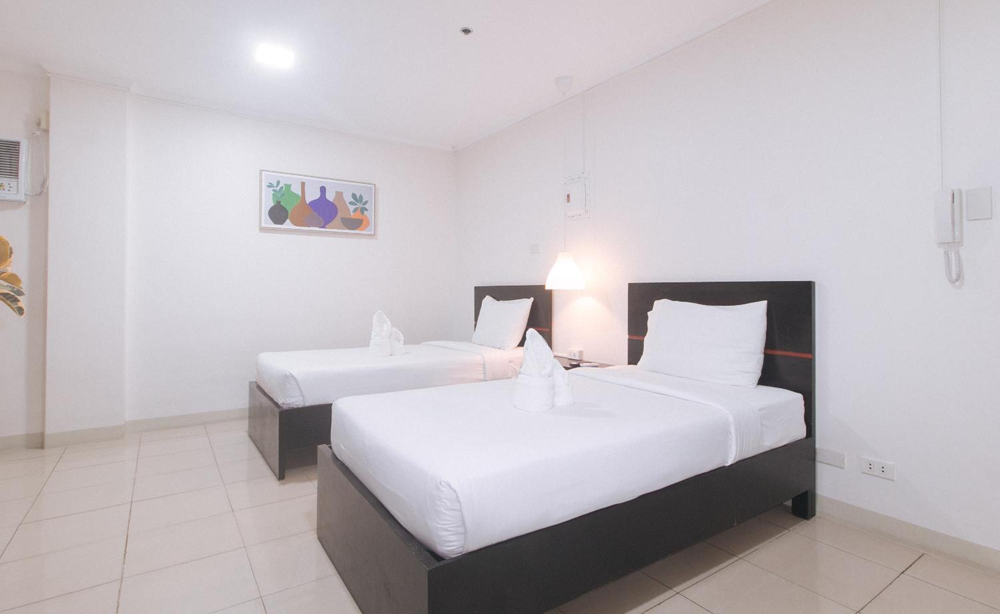 Urbanview At Evangelista Street Makati 마카티 외부 사진